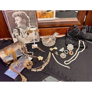 Timeless Treasures, curated vintage jewelry bundle signed & unsigned pcs 250802